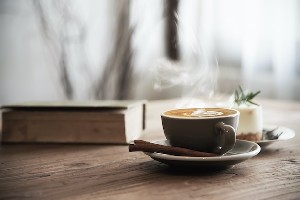 Ce este cafeina și ce efecte are asupra sănătății?