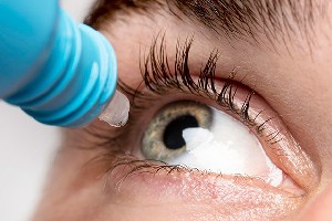 Beneficiile picăturilor oculare