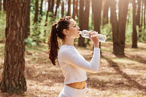 7 beneficii ale consumului regulat de apă