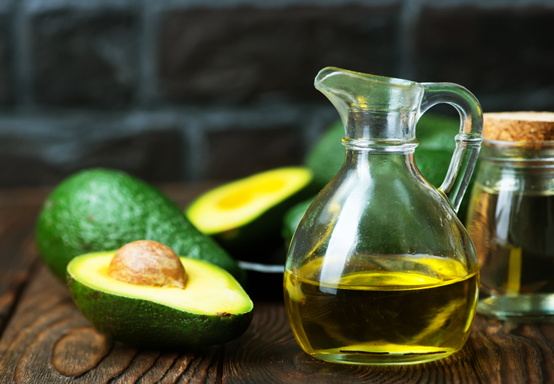 Opt beneficii ale uleiului de avocado asupra pielii