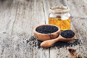 Avantajele uleiului de semințe negre
